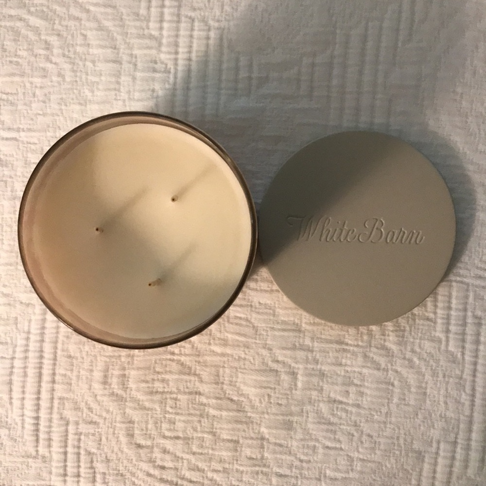 New White Barn Hot Pink Cocoa 3 Wick Candle Chocolate Vanilla Raspberry - Picture 7 of 9